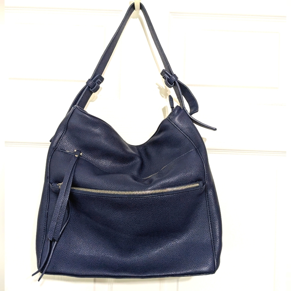 Moda Luxe shoulder bag